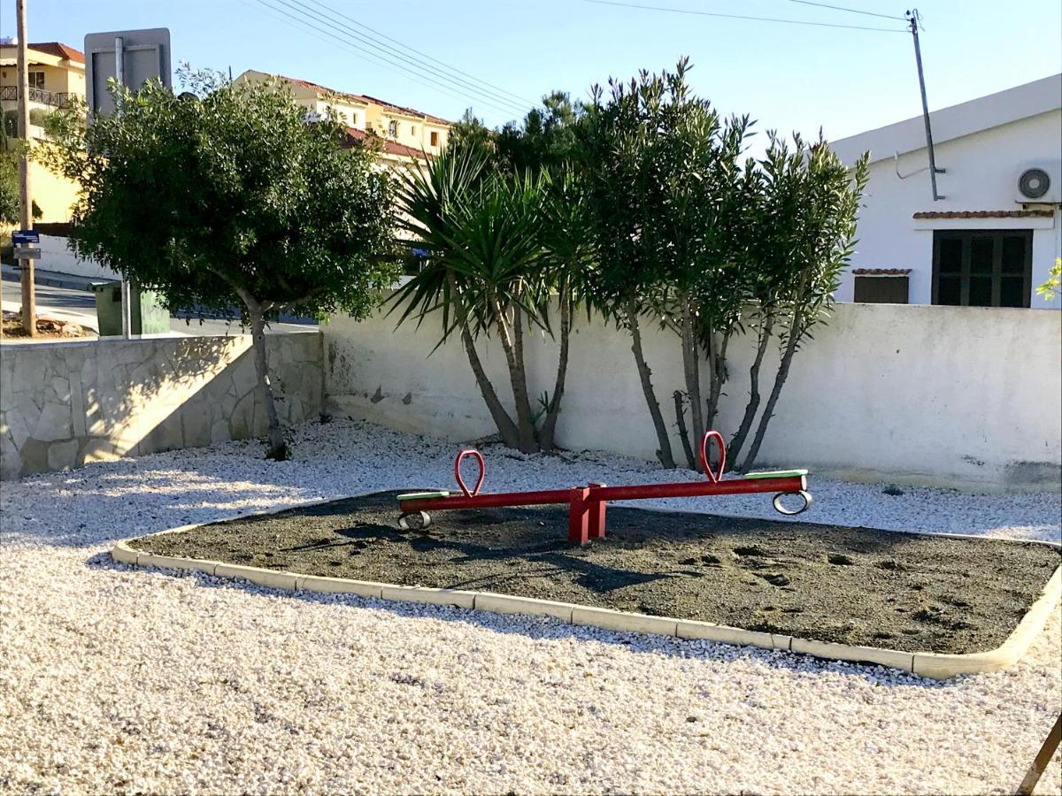 Amathousia Villa With Private Pool And Sea View Pissouri Exterior foto